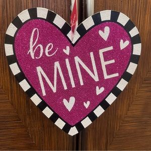 🩷🆕🩷 Hot Pink Glitter “BE MINE” Hanging Sign Wall Decor Valentine’s Day